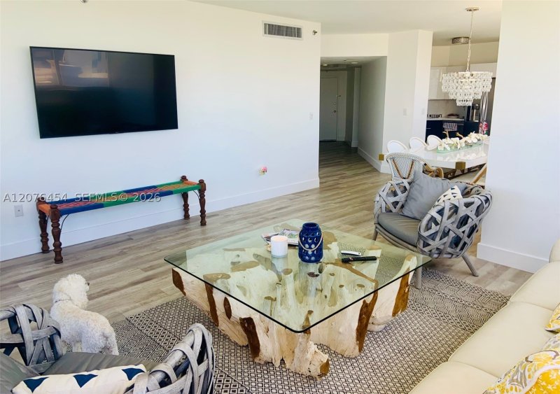 Apartment for rent at Florida Tower 804