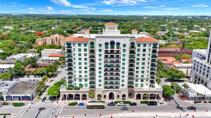 Condo for sale at 1300 Ponce 405