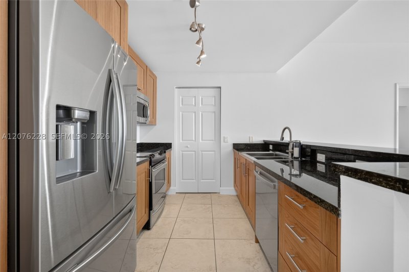 Condo for sale at 1300 Ponce 405