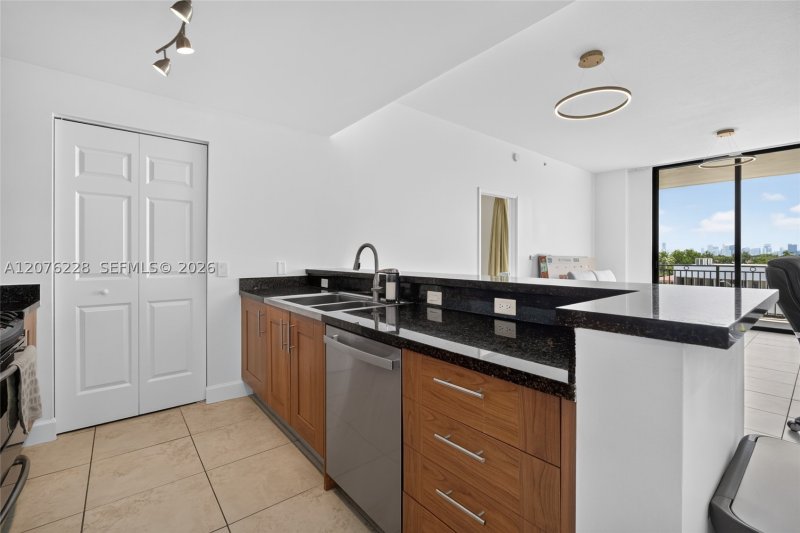 Condo for sale at 1300 Ponce 405