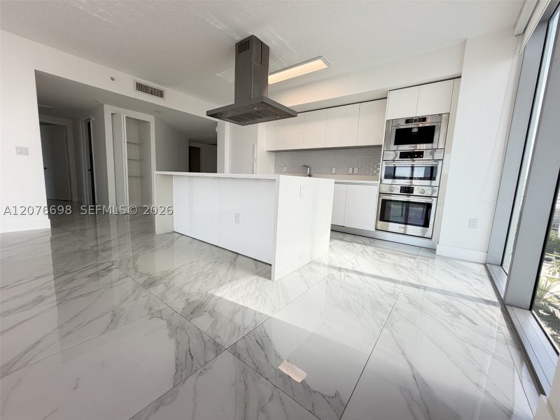 Comprar apartamento en Parque Towers at St. Tropez 5-1008