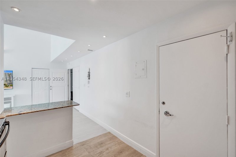 Apartment for rent at Aquasol T-O