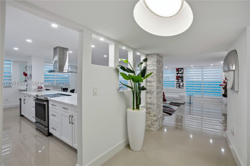 Condo for sale at Aquarius Towers 301S