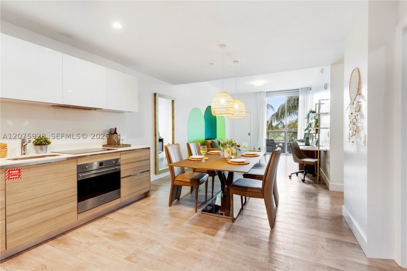 Costa Hollywood Apt #N214