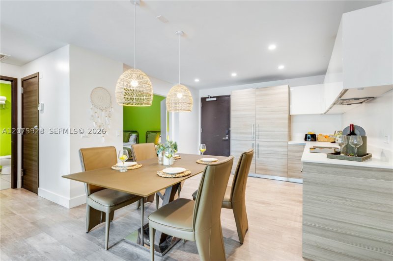 Comprar apartamento en Costa Hollywood N214
