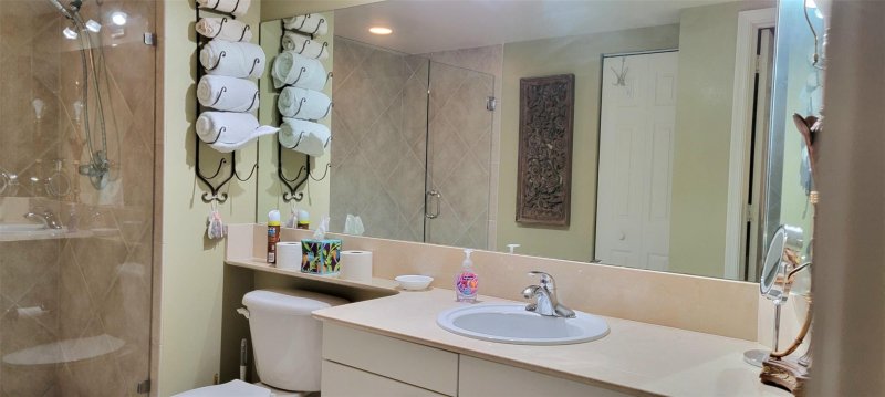 Apartment for rent at 2080 Ocean Drive 902