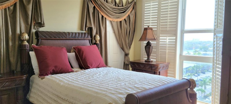 Apartment for rent at 2080 Ocean Drive 902