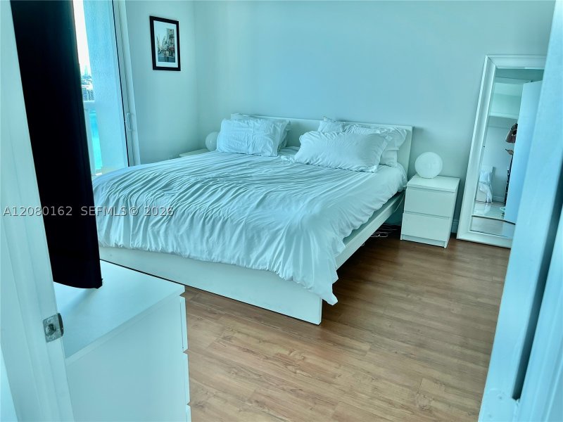 Aluguel de apartamento no 1800 Club 2507