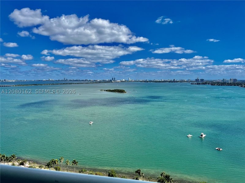 Aluguel de apartamento no 1800 Club 2507