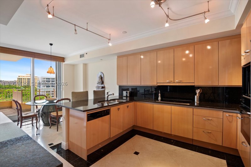 Property photo # 6
