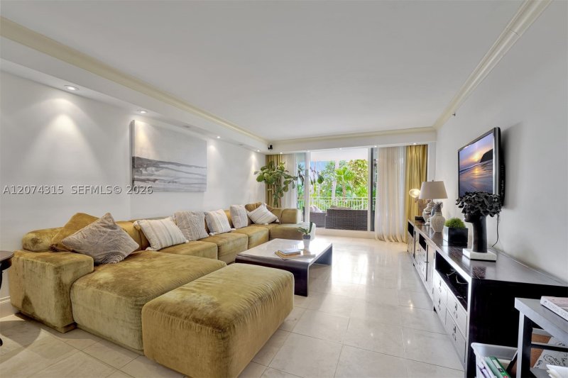 Alquiler de apartamento en Ocean Tower Two 301