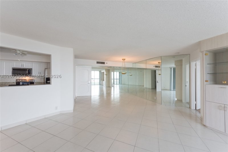 Condo for sale at Mystic Pointe 400 2202