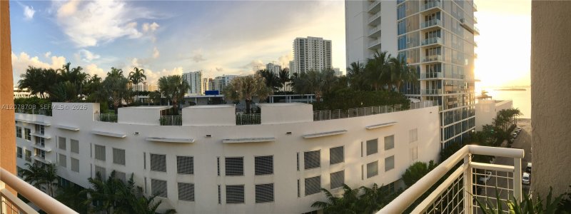 Comprar apartamento no Cite On The Bay 2604
