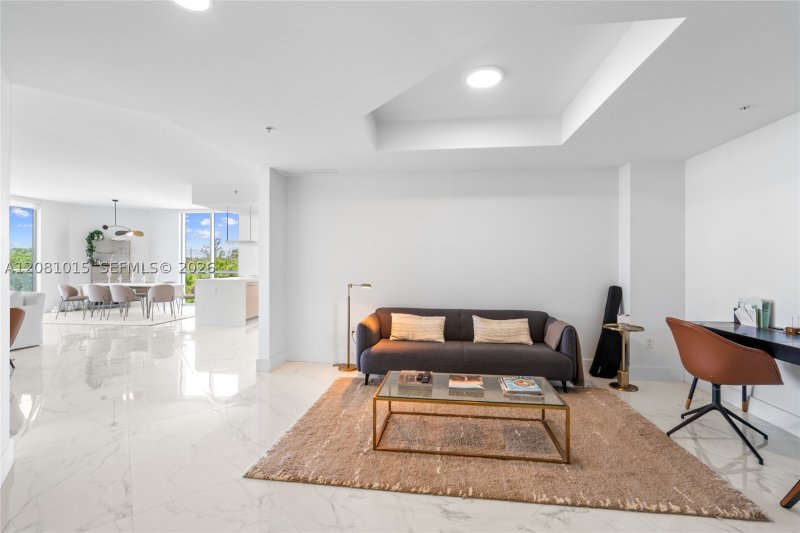 Comprar apartamento en Marina Palms Yacht Club 402