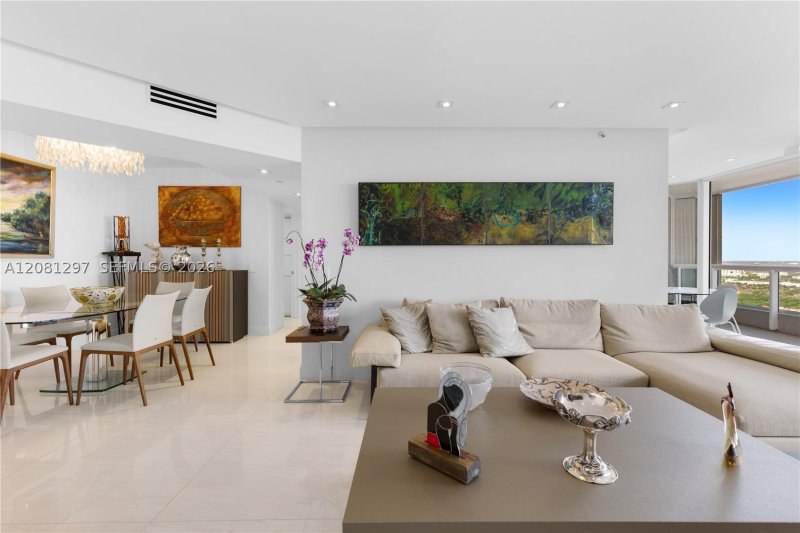 Condo for sale at South Tower at The Point 2807