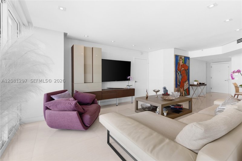 Condo for sale at South Tower at The Point 2807