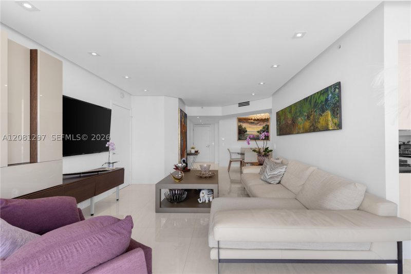 Condo for sale at South Tower at The Point 2807