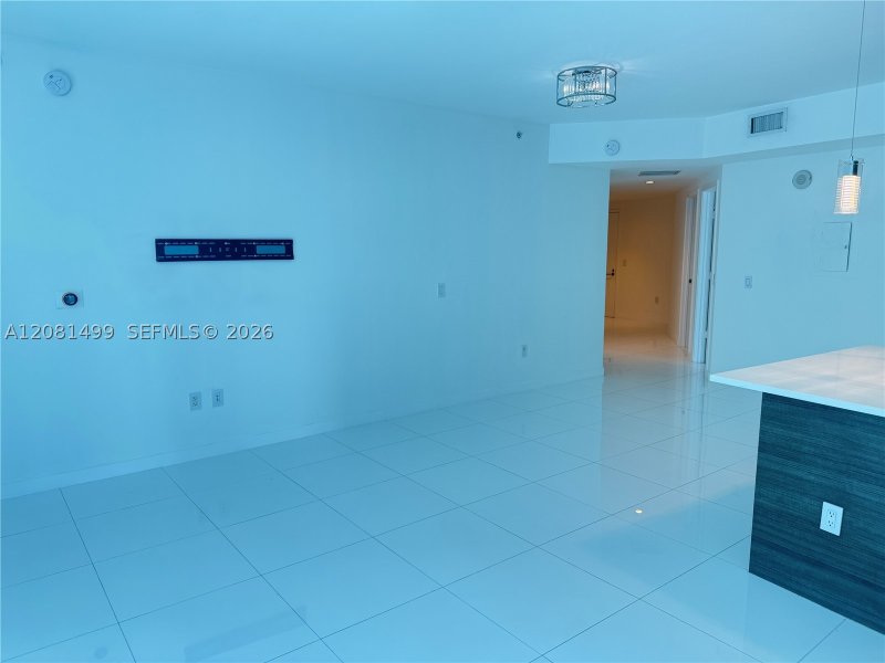 Aluguel de apartamento no 1100 Millecento 1210