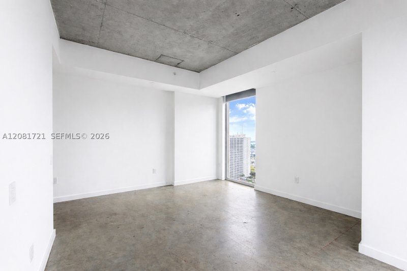 Comprar apartamento no Centro Condo 3001
