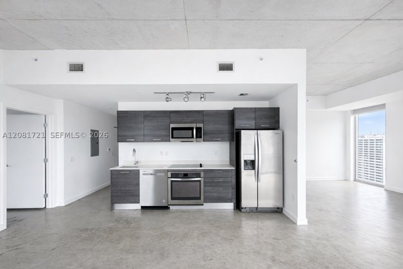 Comprar apartamento no Centro Condo 3001