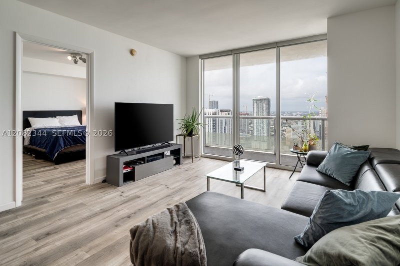 Property photo # 9