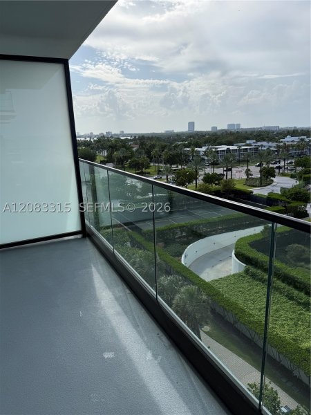 Condo for sale at The Plaza Bal Harbour 822