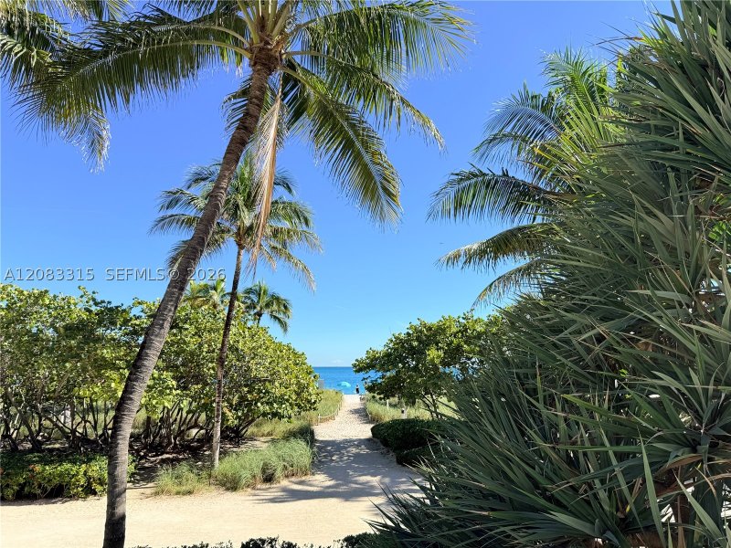 Comprar apartamento no The Plaza Bal Harbour 822