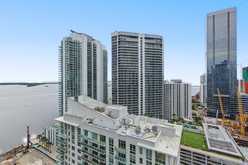 Apartment for rent at The Club At Brickell Bay 3419