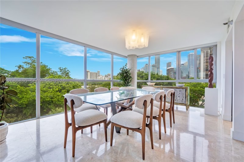 Comprar apartamento en Atlantis on Brickell 706