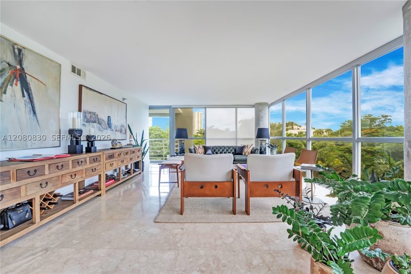 Comprar apartamento en Atlantis on Brickell 706