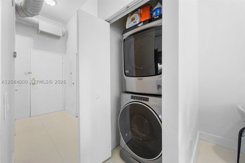 Comprar apartamento en Uptown Marina Lofts 523