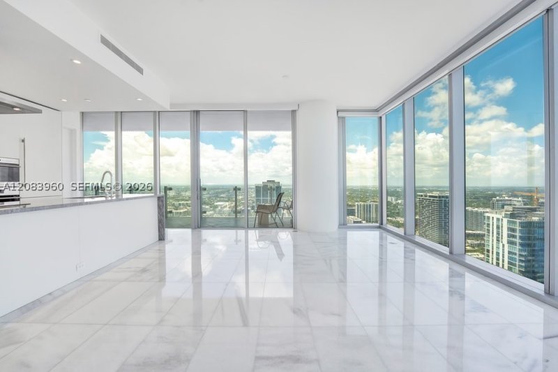 Condo for sale at Missoni Baia 4706