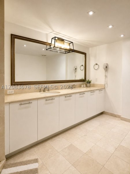 Comprar apartamento no 1800 Club 612