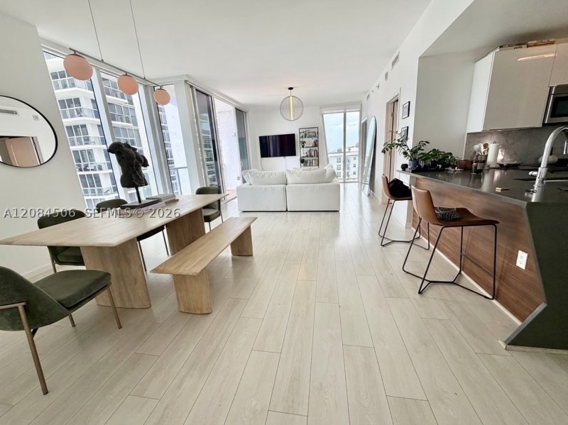 Aluguel de apartamento no The Crimson Miami 1002