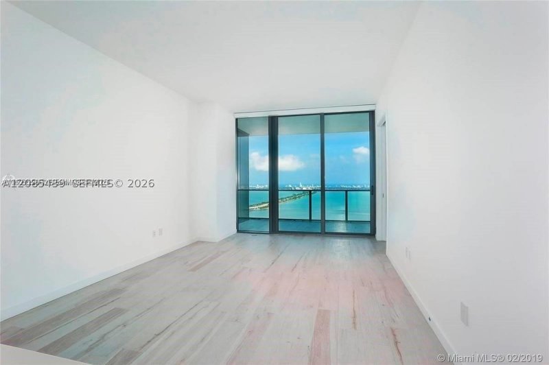 Apartment for rent at Gran Paraiso 1505