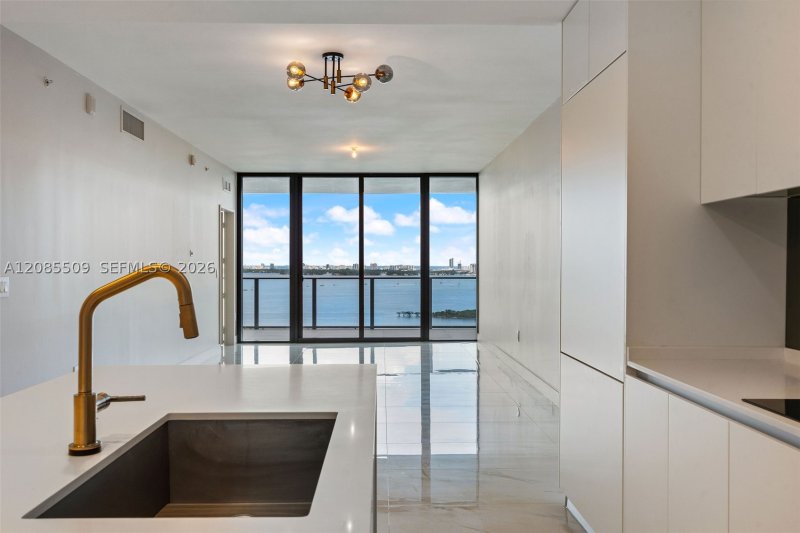 Aluguel de apartamento no Aria Reserve Miami 2206