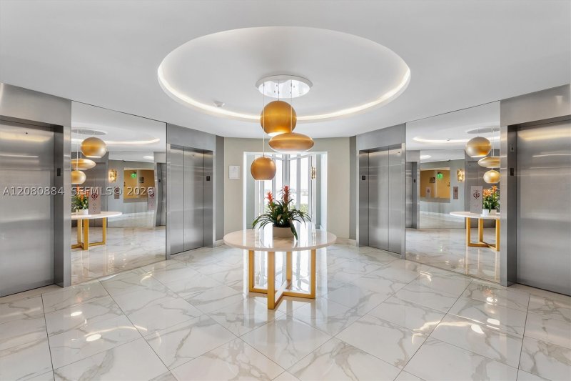 Comprar apartamento en Harbour House PH 1502