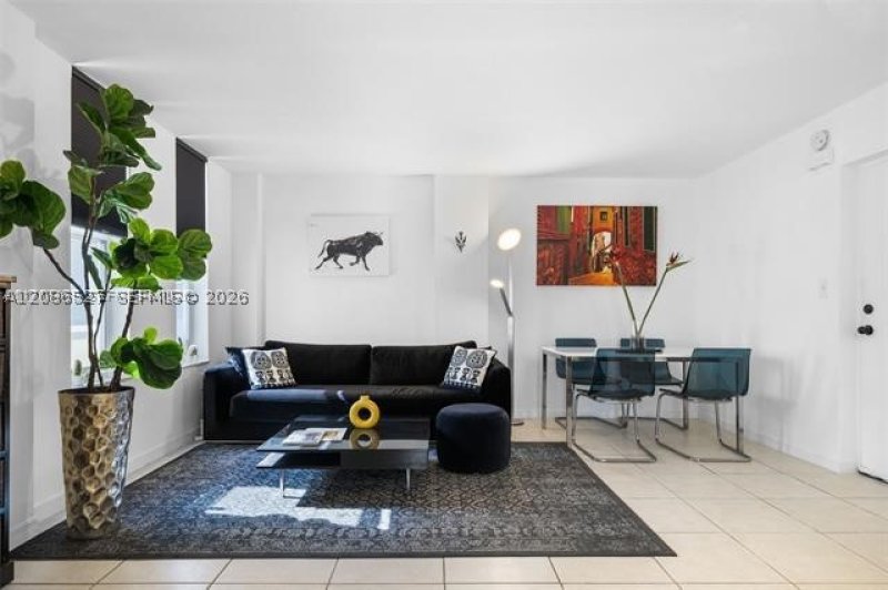Valiant House Apt #207