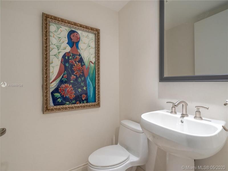 Property photo # 9