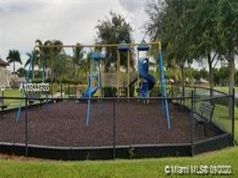Property photo # 3