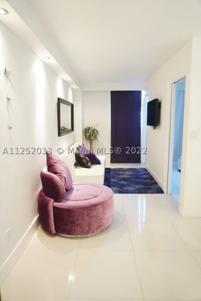 Apartment for rent at Yacht Club at Portofino 309