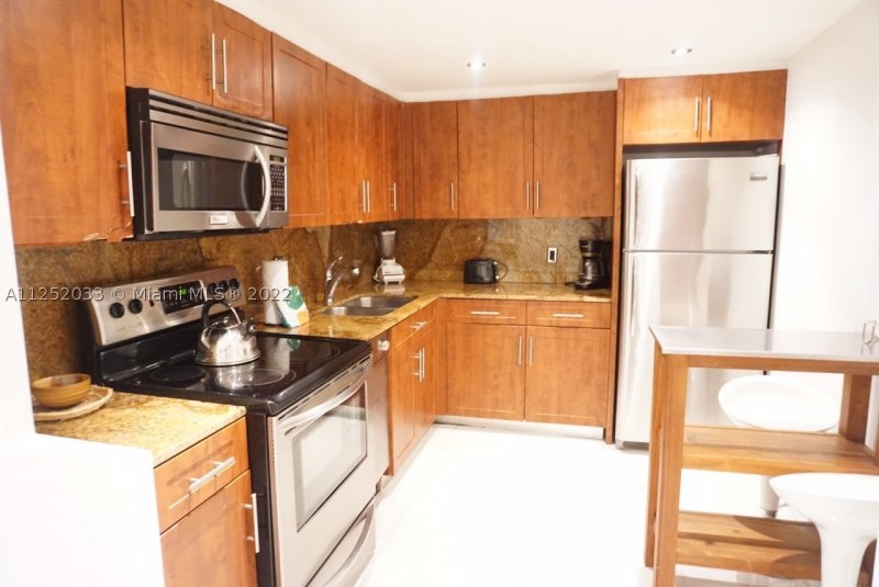Apartment for rent at Yacht Club at Portofino 309