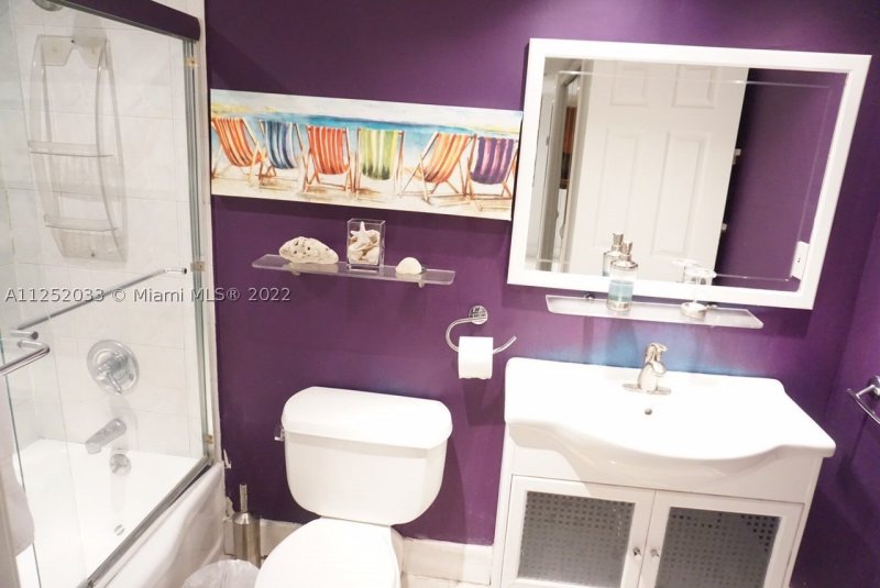 Apartment for rent at Yacht Club at Portofino 309
