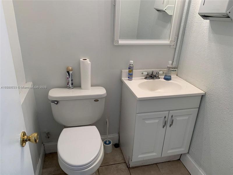 Condo for sale at Imperial Towers
