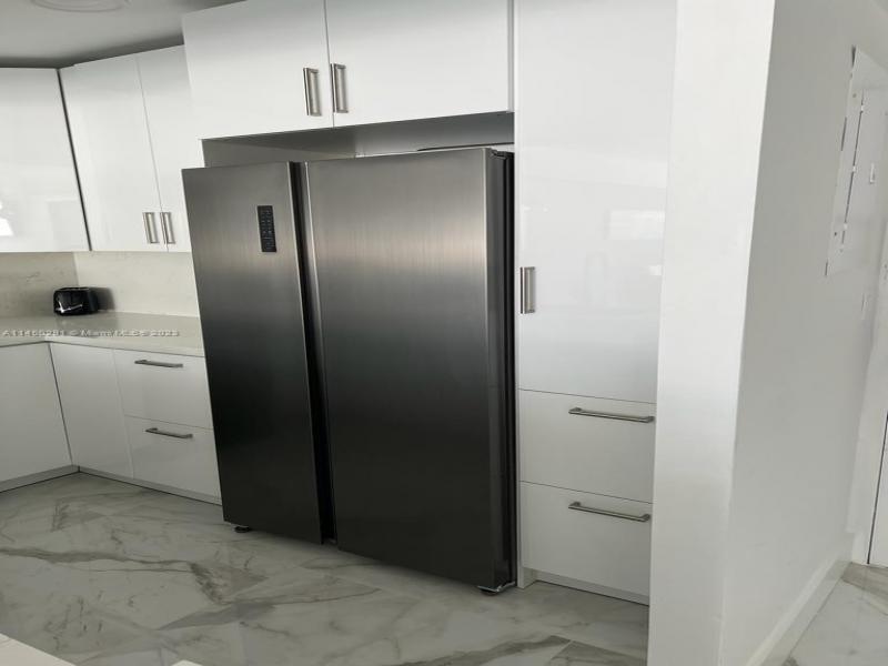 Condo for sale at Sea Air Towers 1503