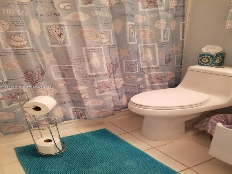 Comprar apartamento en Aventura Beach Club 744