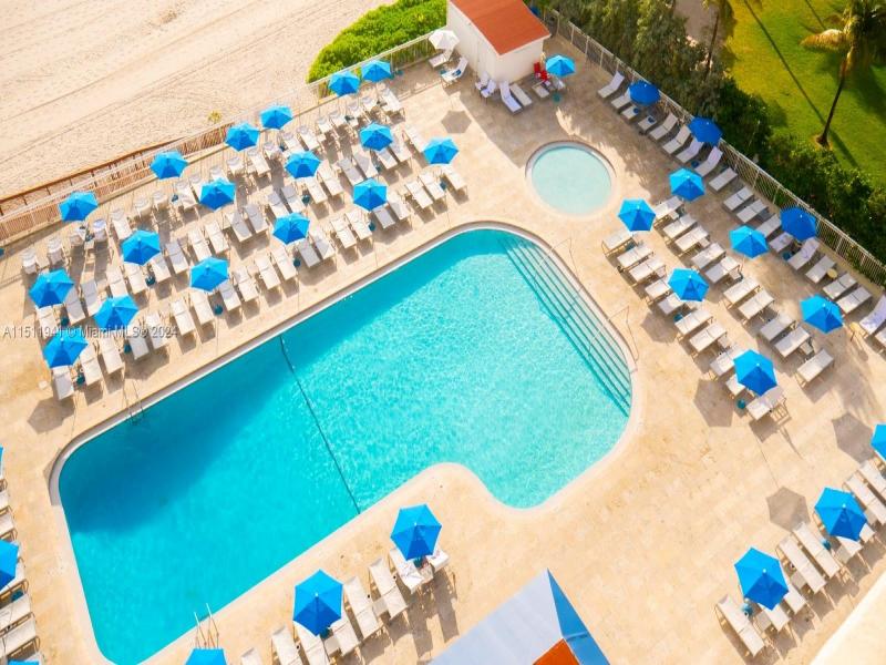 Comprar apartamento en Aventura Beach Club 744