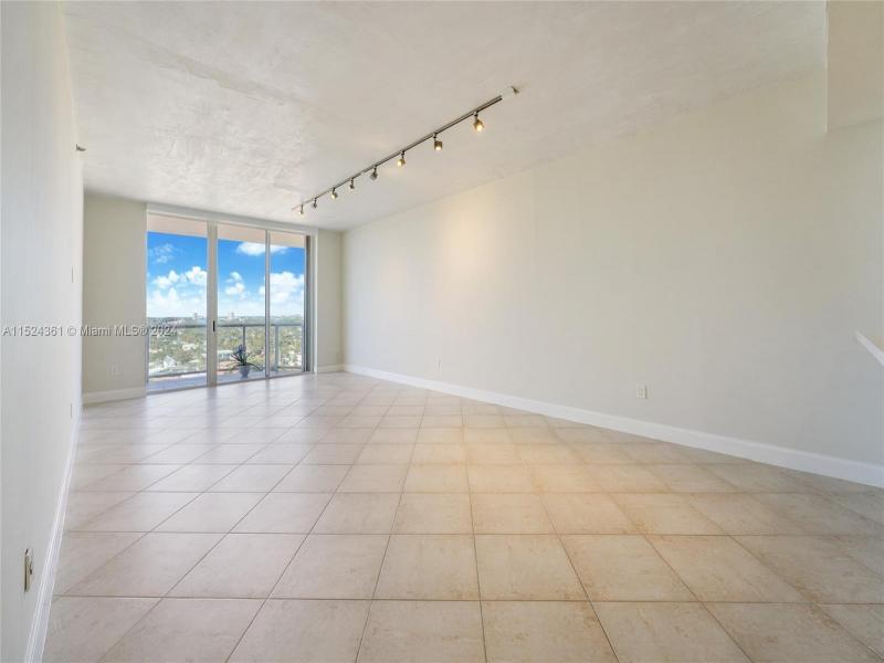 Purchase Champlain Towers East, Condo 12E Listed For 580,000 Located