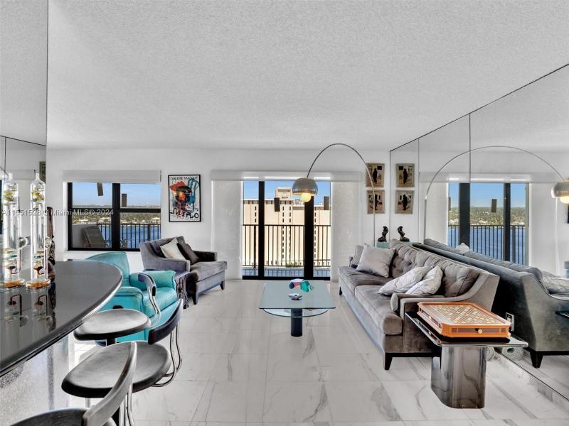 Condo for sale at The Summit 1112N