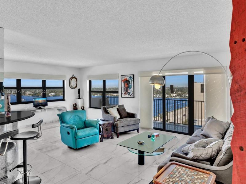 Condo for sale at The Summit 1112N